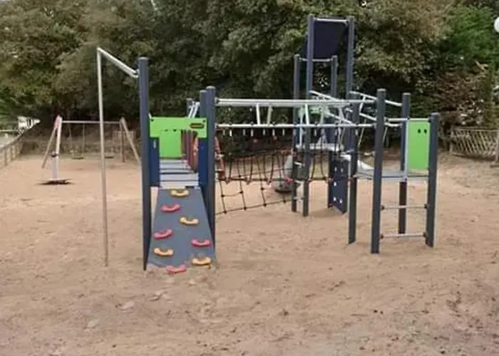 Ideal A Avec Piscine * 생장드몽